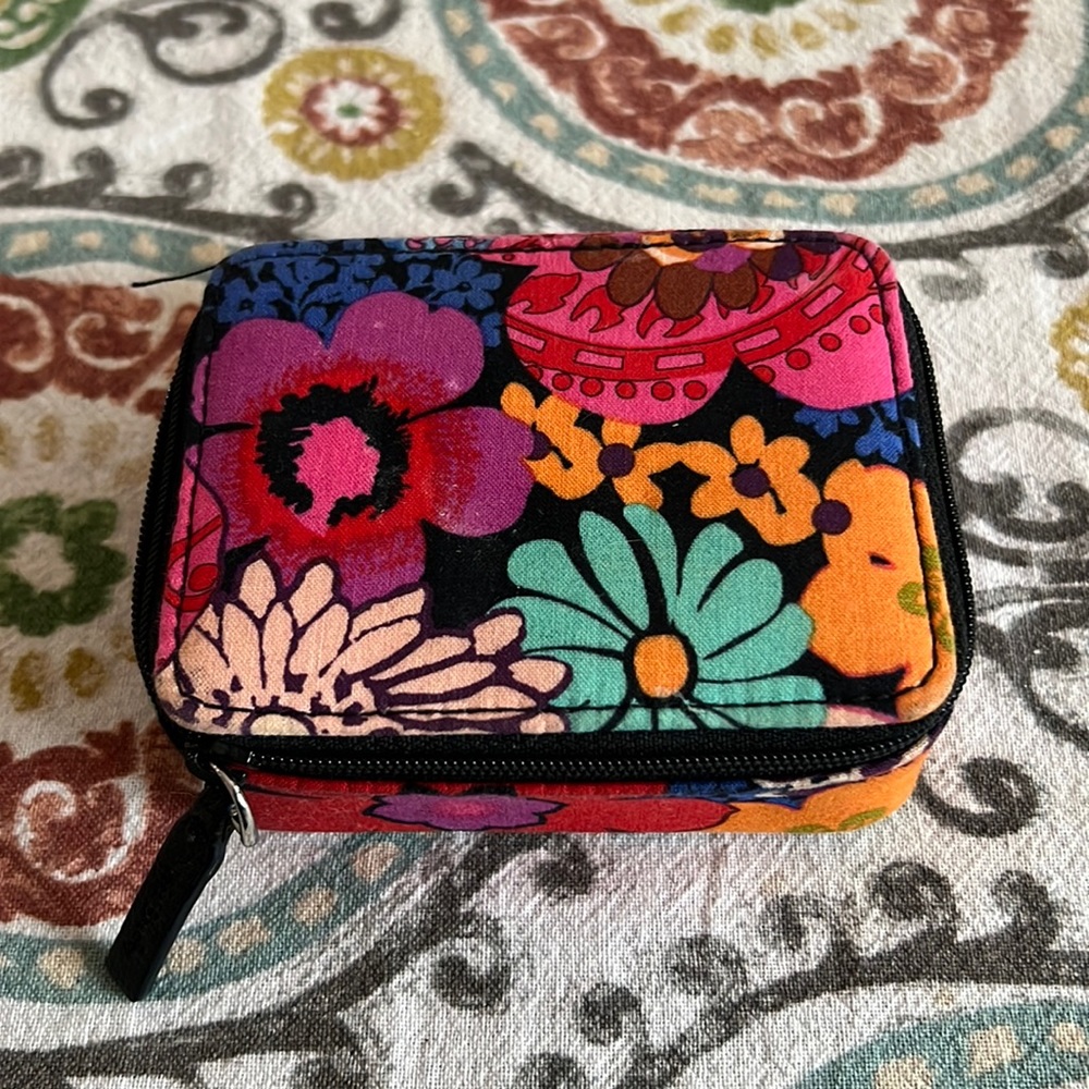 Very Bradley travel pill organizer